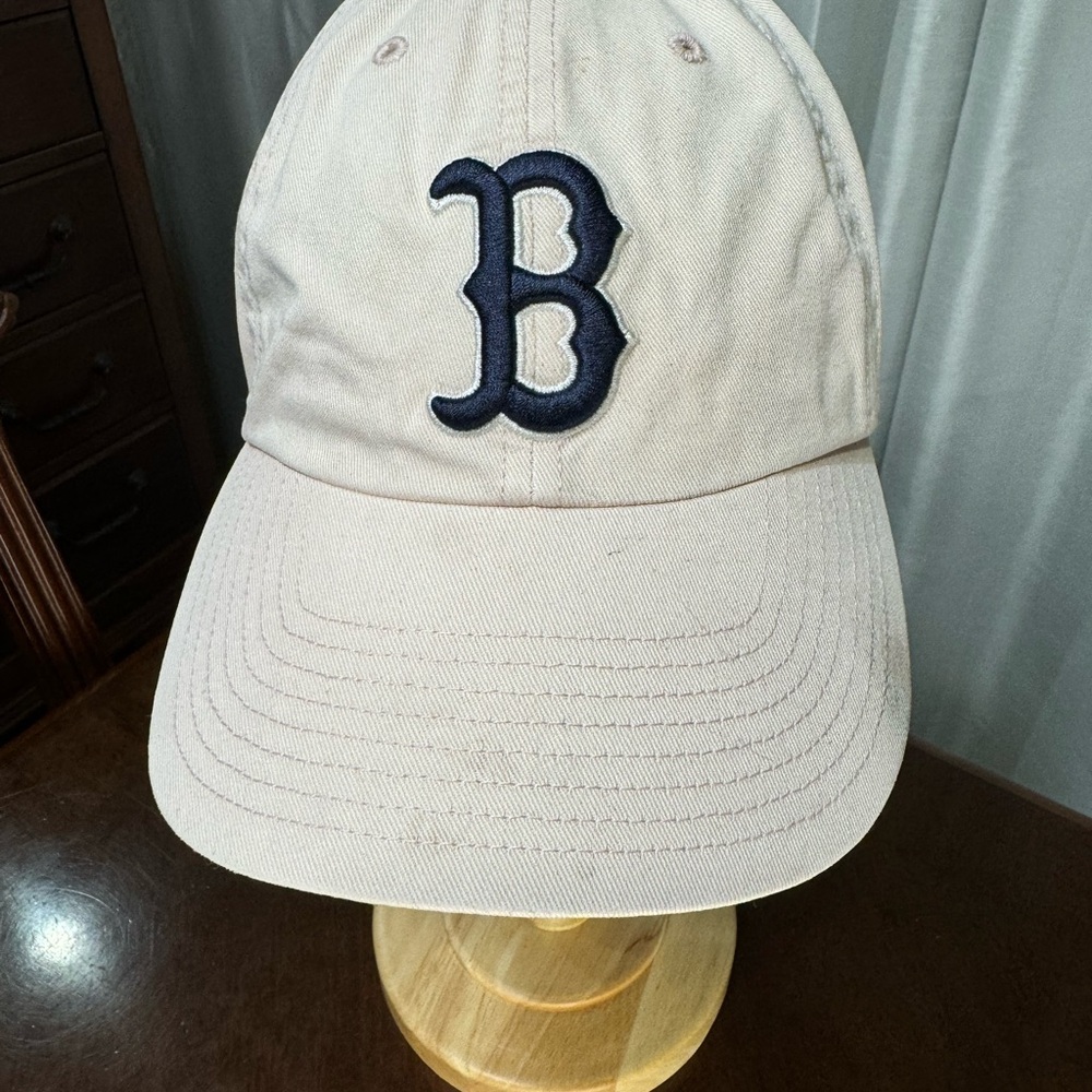 Boston Red Sox Beige Cap